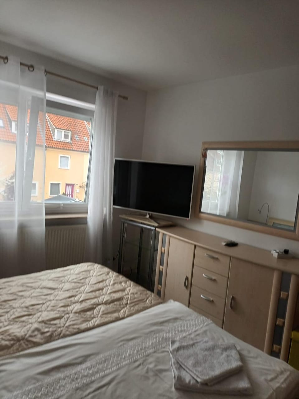 TV and multimedia, Photo of the whole room