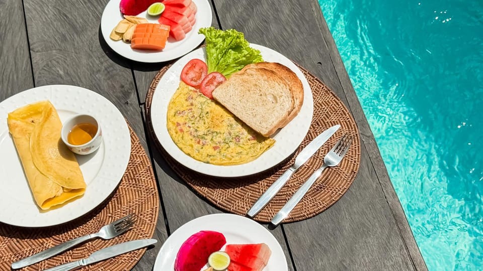 Pool view, Swimming pool, Breakfast, Continental breakfast, Drinks