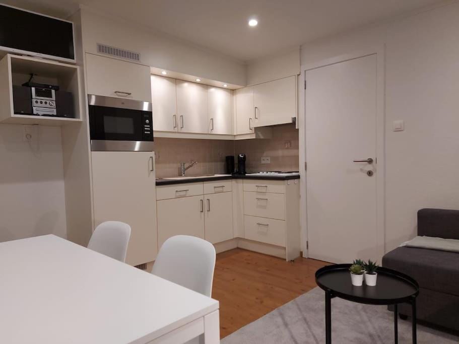 TV and multimedia, Kitchen or kitchenette, Dining area, minibar, stove