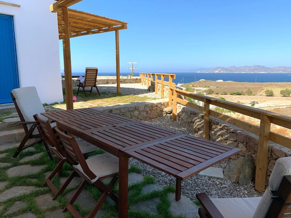 Villa Hera by Milos Concierge House in Milos