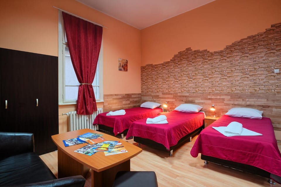 Winter, Photo of the whole room, On site, Street view, Sunset