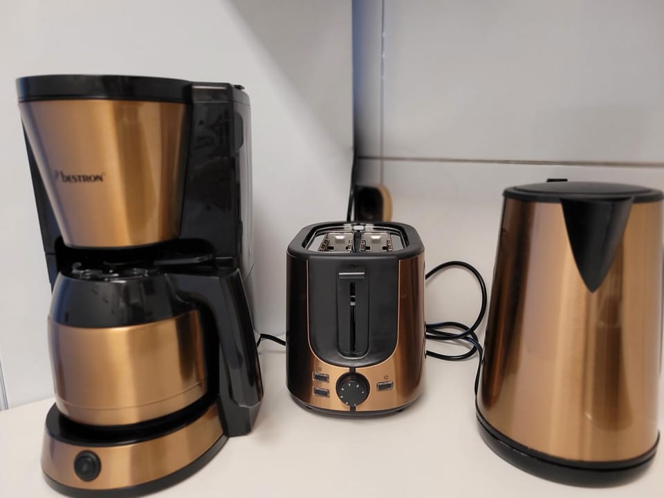 Coffee/tea facilities