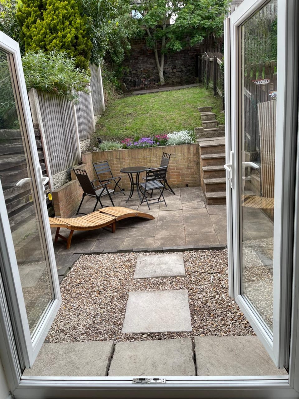 Rotherham,Meadowhall,Magna,Utilita Arena,with WIFi and Driveway House in Rotherham