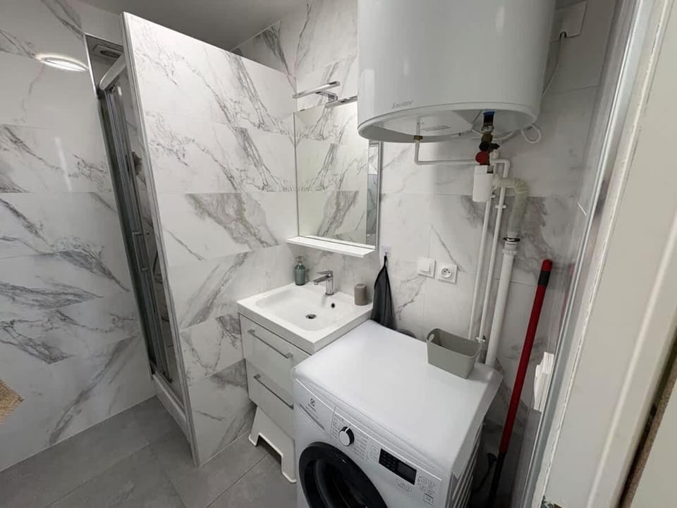 Moderne & Sublime Appartement - Paris 11ème Apartment in Paris