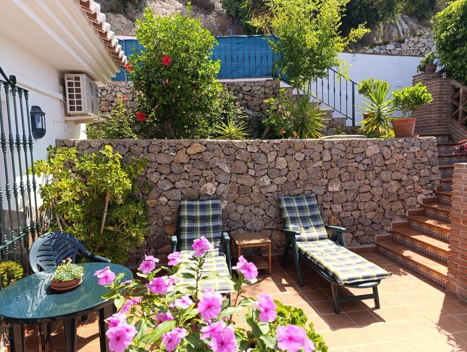 Casa Ana, Fantásticas vistas a Frigiliana, el mar y la montaña House in Frigiliana