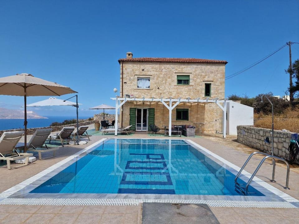 Pool view, Sea view, Swimming pool, sunbed