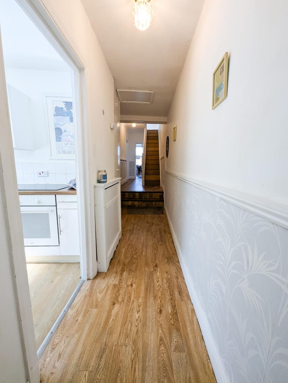 Cozy 2BR Flat Near Twickenham Stadium for Families Apartment in Twickenham