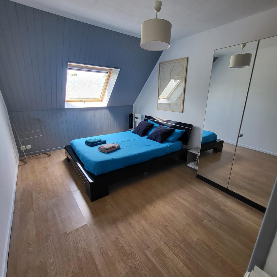 "Les 2 Pagaies" belle maison familiale au calme! House in Fouesnant