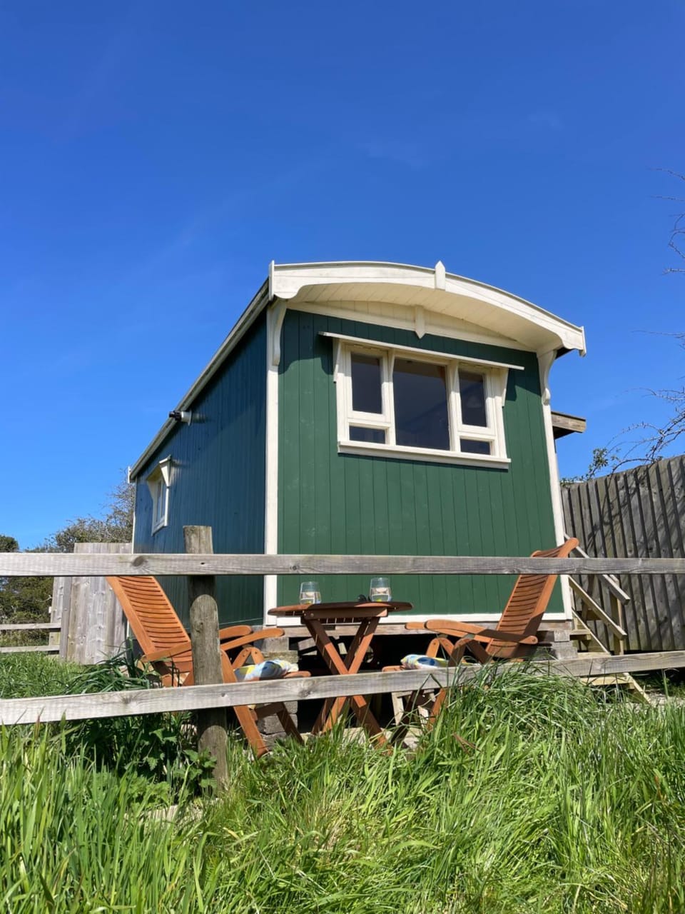 Miners_meadow self contained Shepherds hut Luxury tent in England