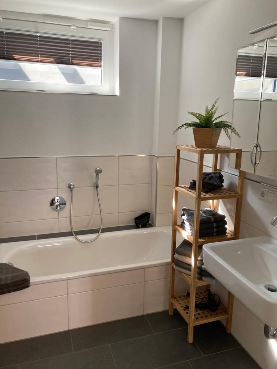 Bathroom, Bath