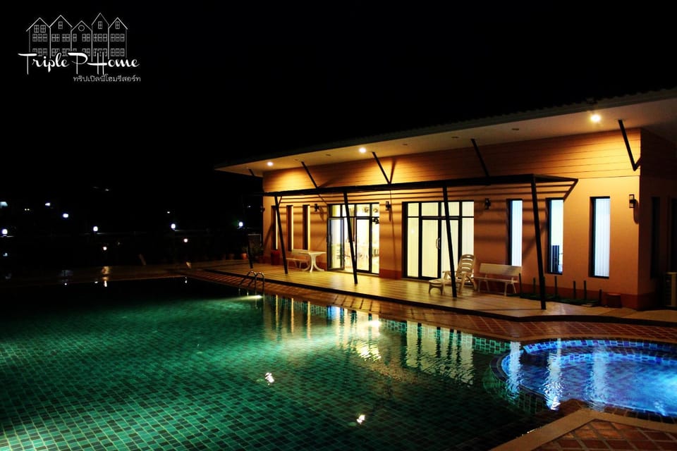 Swimming pool, Swimming pool
