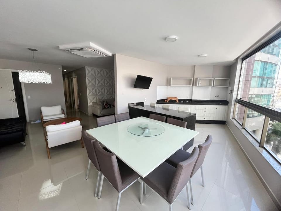 TV and multimedia, Photo of the whole room, Dining area