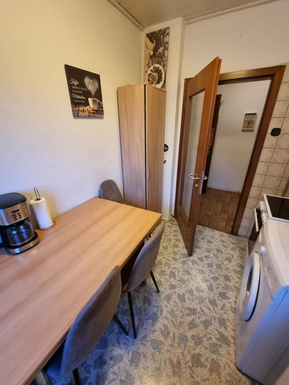 Monteurwohnung 2 in direkter Nähe zur Veltinsarena Apartment in Gelsenkirchen