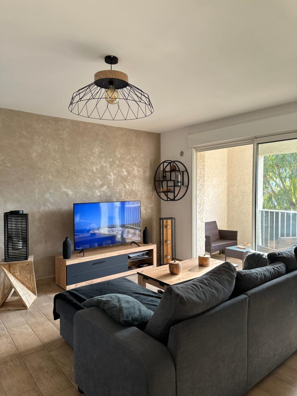 Communal lounge/ TV room, TV and multimedia