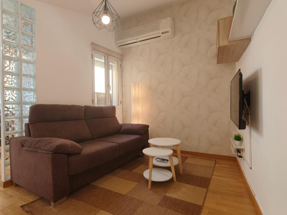 Living room, air conditioner