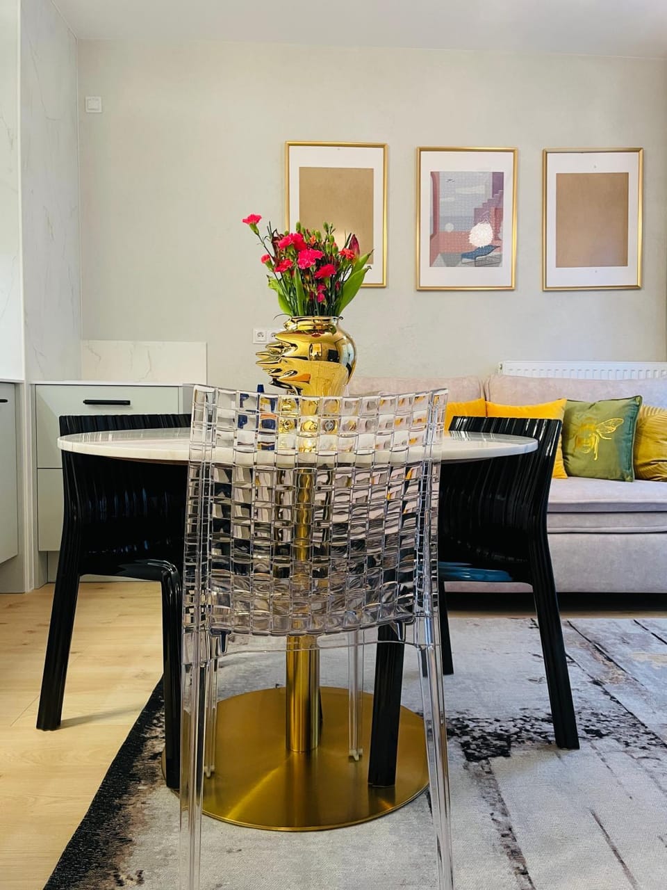 Living room, Seating area, Dining area