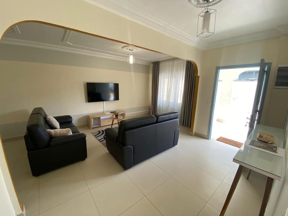 Communal lounge/ TV room, Living room