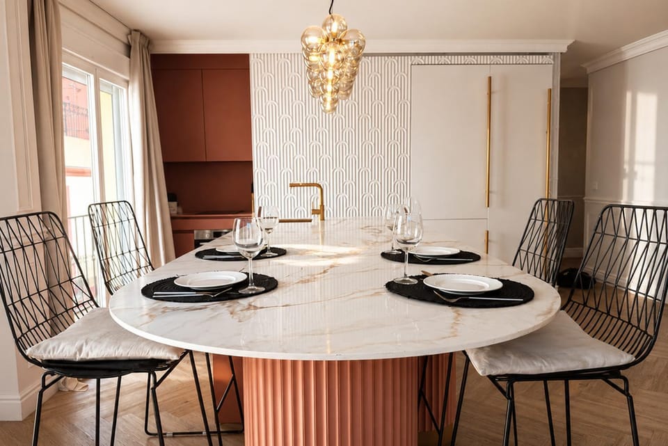 Kitchen or kitchenette, Food and drinks, Dining area, Food, stove, kitchen