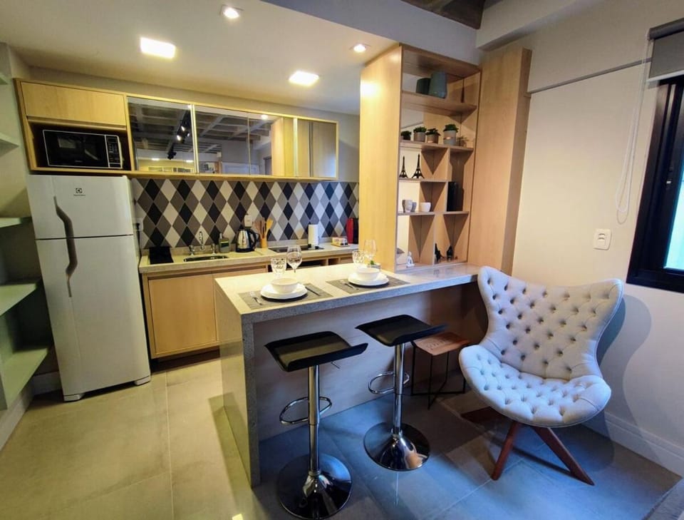 Kitchen or kitchenette, Dining area, microwave, oven, stove, toaster
