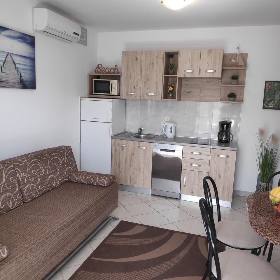 Living room, kitchen