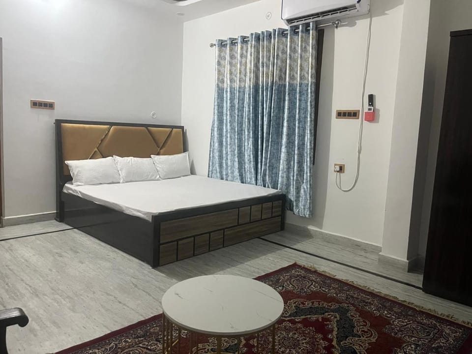 Shri Ram International Home Stay Ayodhya Vacation rental in Nepal
