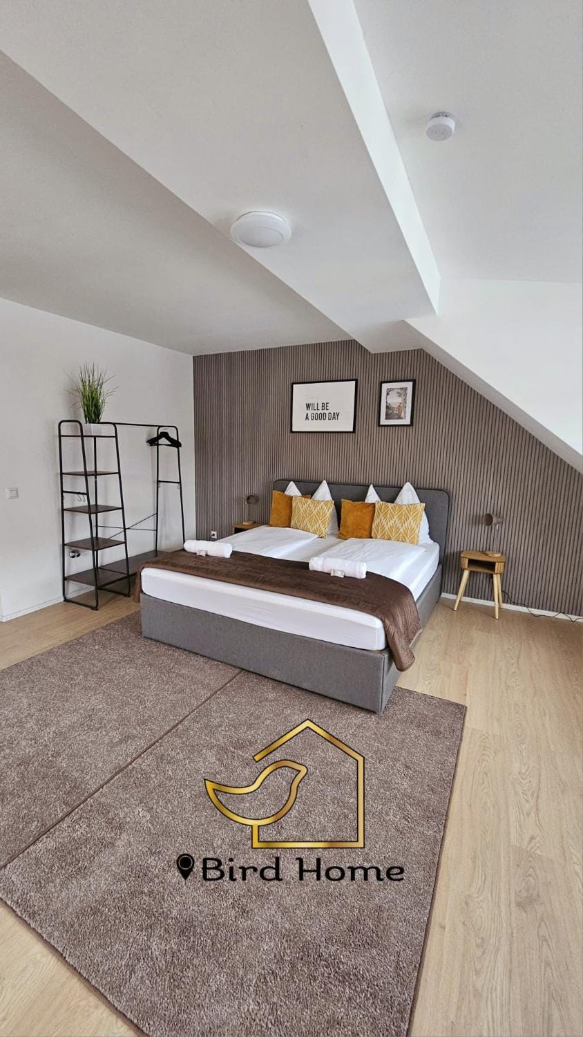 Bird Home Room 15 Apartment in Klagenfurt