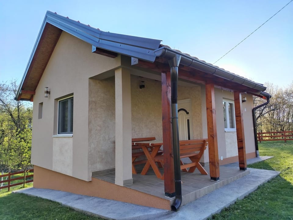 Vikendica Batin Konak House in Zlatibor District, Serbia