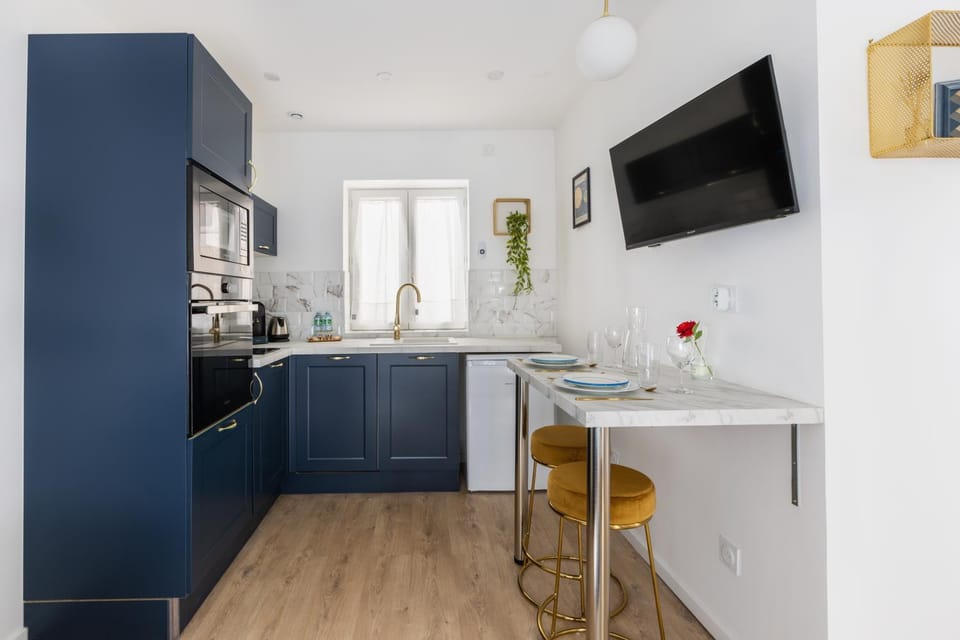 TV and multimedia, Dining area, dishwasher, minibar