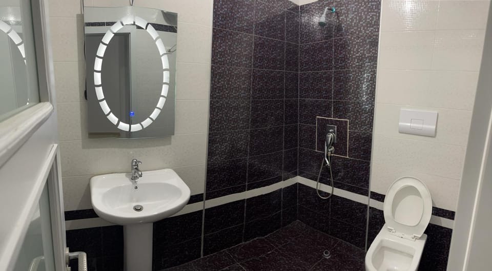 Shower, Toilet, Bathroom