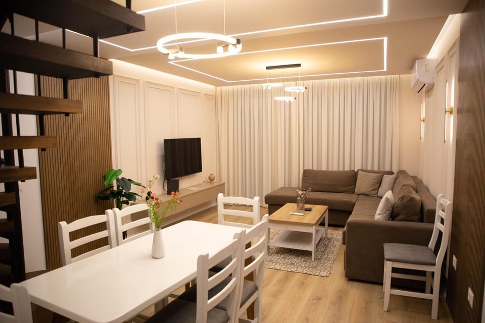 Central Continental Apartment Apartment in Tirana