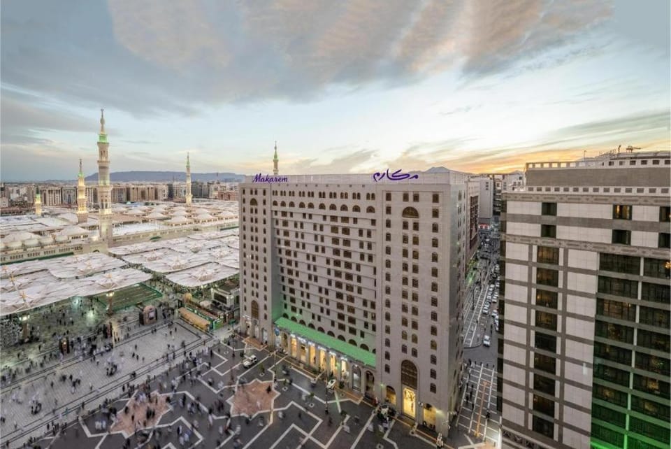 Property building, City view