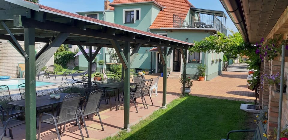 Penzion Večerka Bed and Breakfast in South Moravian Region
