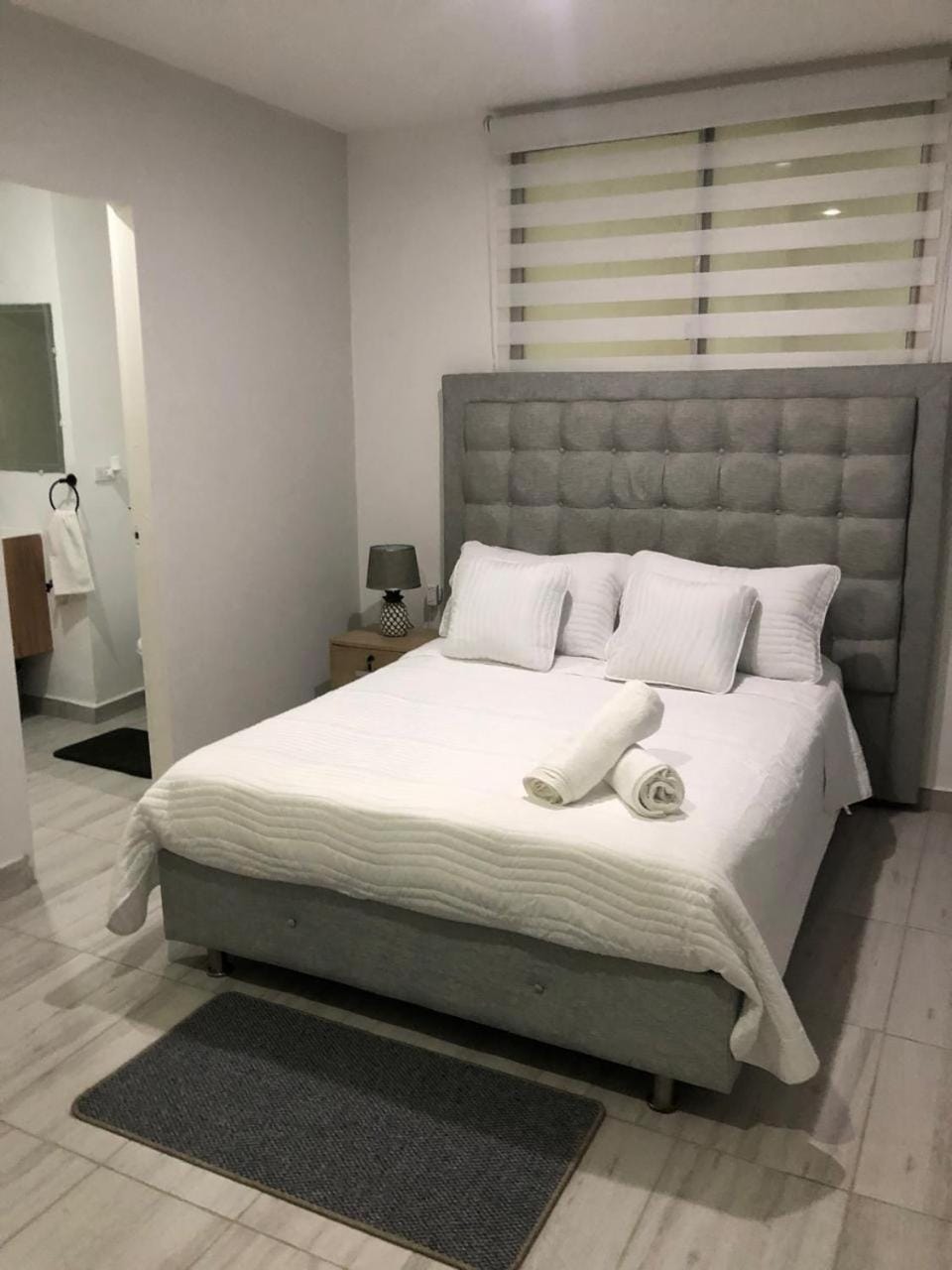 Photo of the whole room, Bedroom