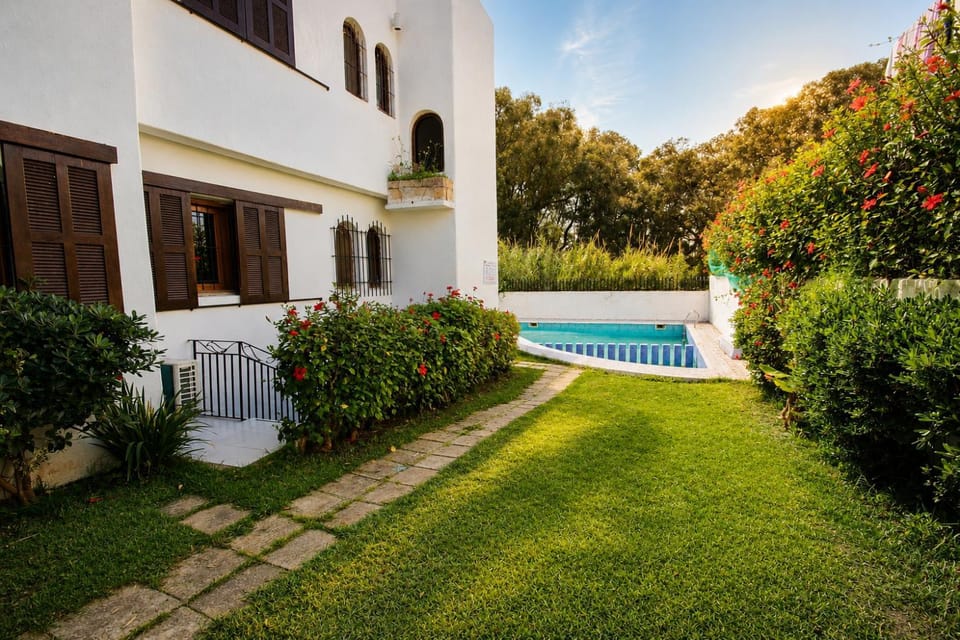 Garden, Swimming pool