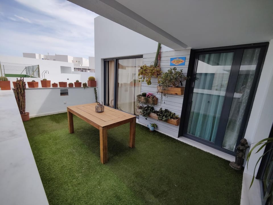 Day, Garden, Balcony/Terrace, Garden view