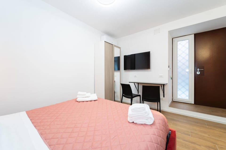 Vivara - Roots Partenopee House in Naples