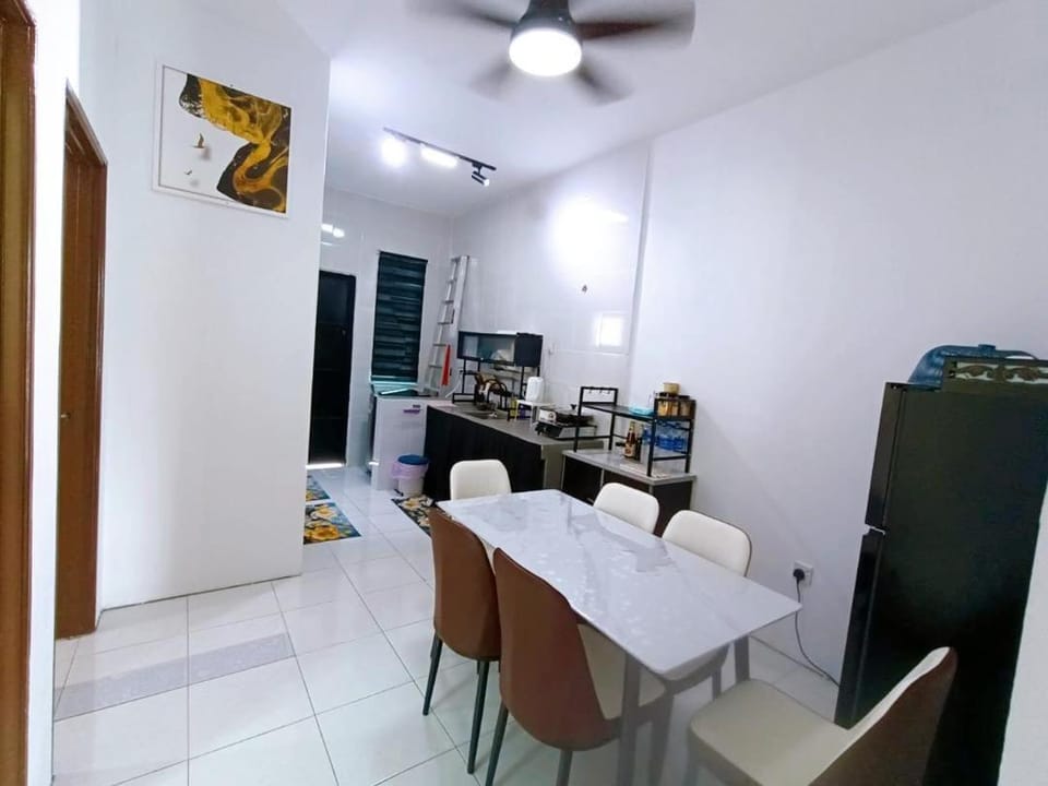 Manjung Point Homestay House in Perak