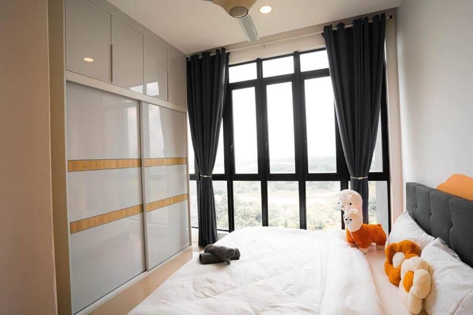 Walk to Legoland, Kid LegoToys, D'Pristine Medini Apartment in Johor