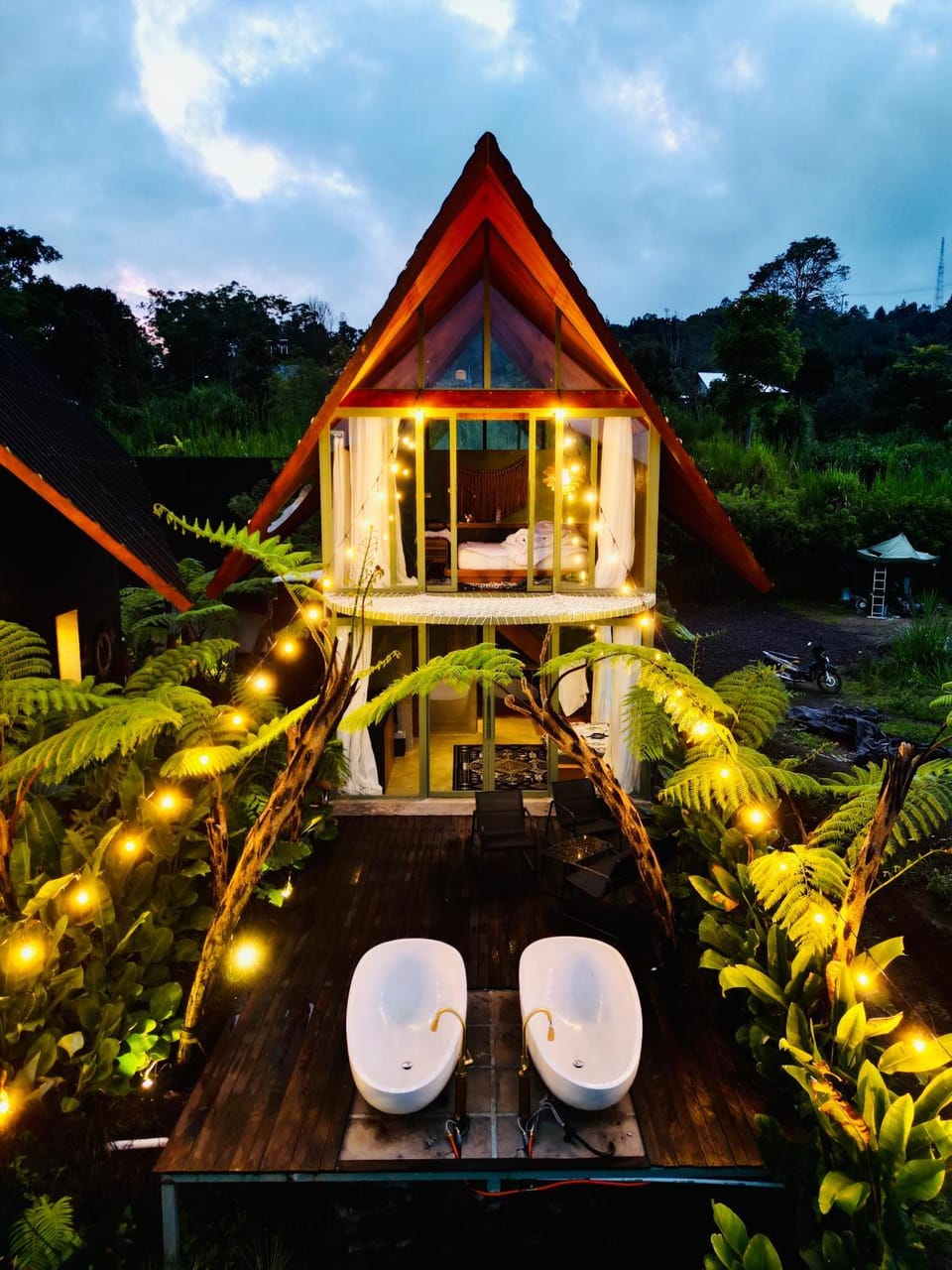 Property building, Natural landscape, Garden, Garden view