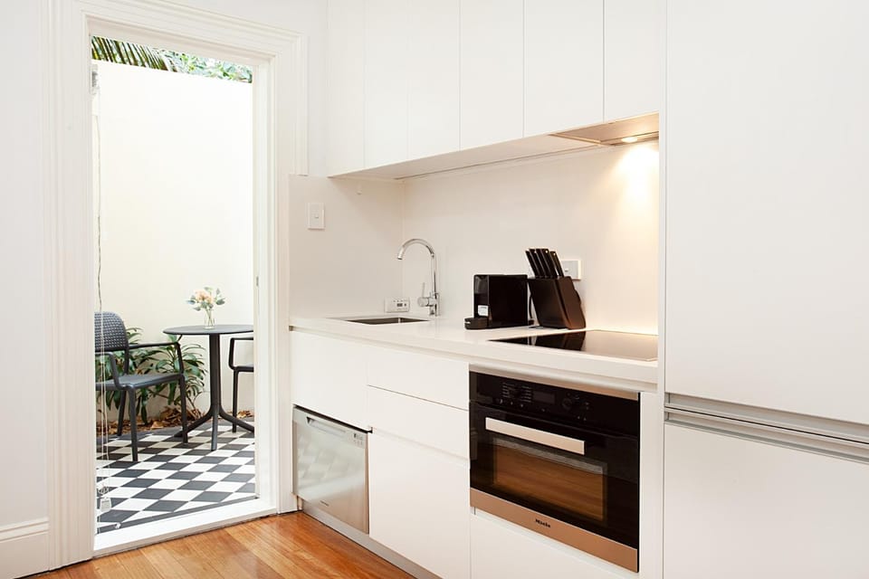 Funky Inner West Studio with Private Patio Apartment in Marrickville