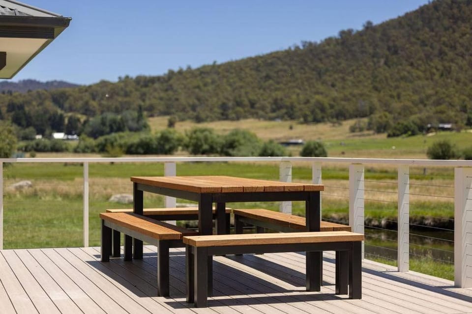 Patio, Natural landscape, View (from property/room), Balcony/Terrace, Mountain view
