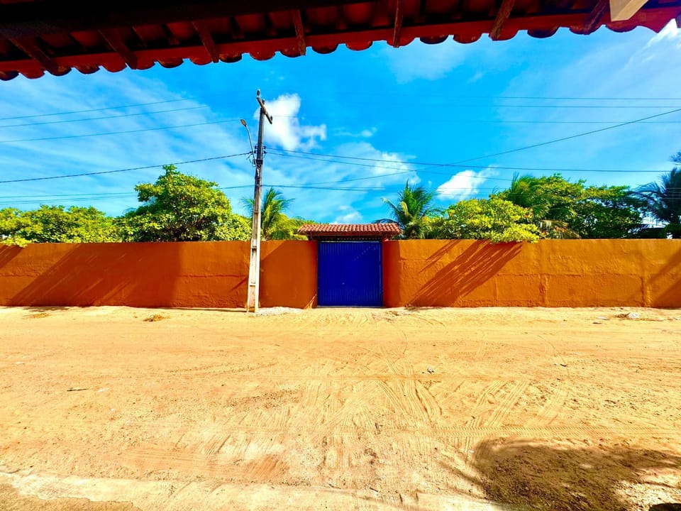 Toca do coelho House in State of Ceará