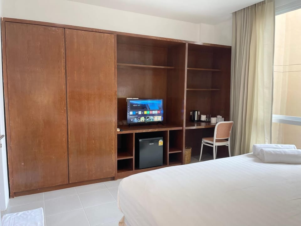 Investing in Phuket Hostel in Chalong