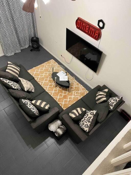 Calming Upper Valley Residence House in El Paso