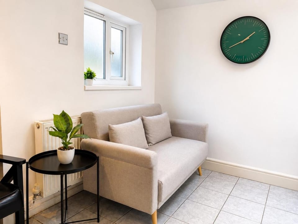 Falcon - 2 Bedroom Ground floor flat in Central London Apartment in London Borough of Southwark