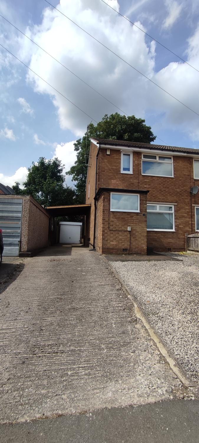 Property building, Day, Parking