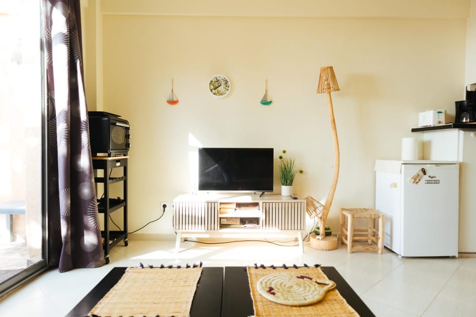 Argan Oasis Studio, Poolside Retreat near Taghazout Apartment in Souss-Massa