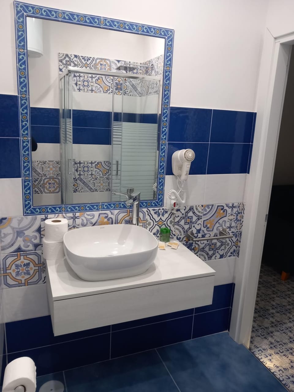 La Dolce Vita Bed and Breakfast in Naples