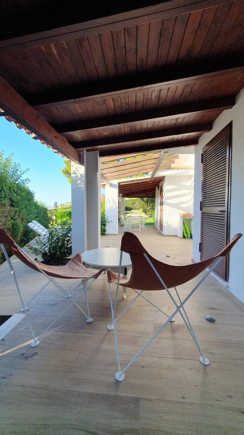 Patio, Day