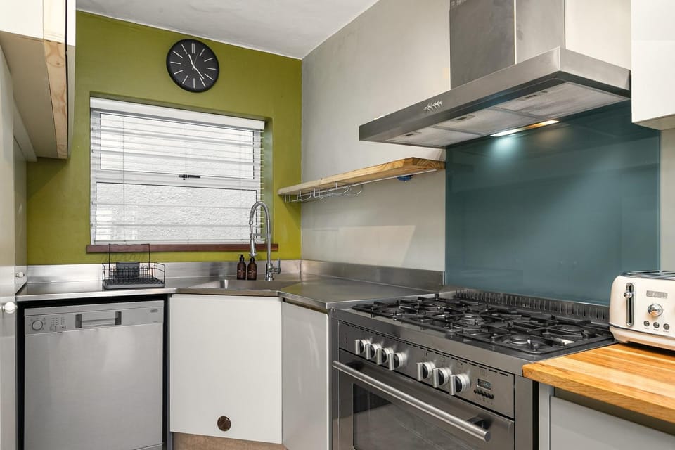 Shaftesbury 2 Apartment in Sea Point